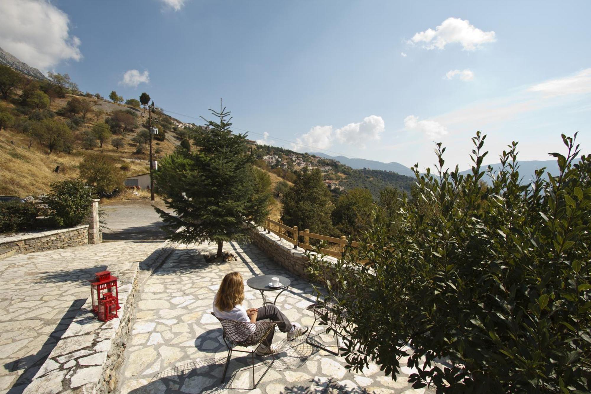 Guesthouse Mylona Arachova Exterior foto